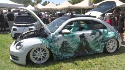 Bursa'da 300 bin liralık modifiye ilgi odağı oldu