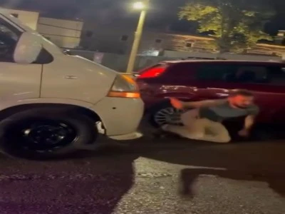 Bursa'da abisini darp eden şahısları aracıyla ezdi