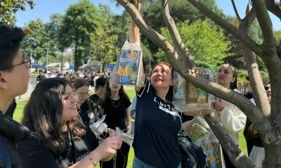 Bursa&rsquo;da ağa&ccedil;lar &lsquo;kitap&rsquo; a&ccedil;tı