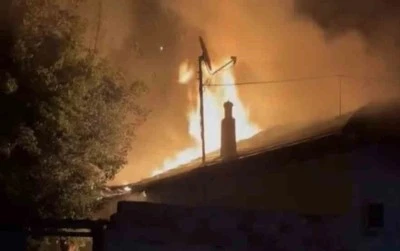 Bursa&rsquo;da ahır alevlere teslim oldu