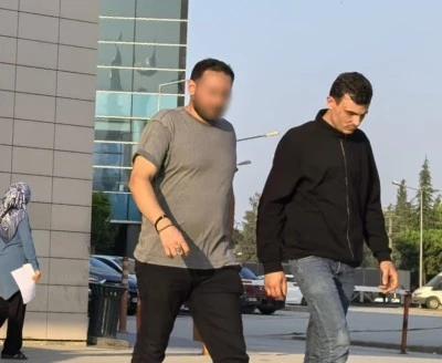 Bursa'da alkoll&uuml; şahıs jandarmaya saldırdı 