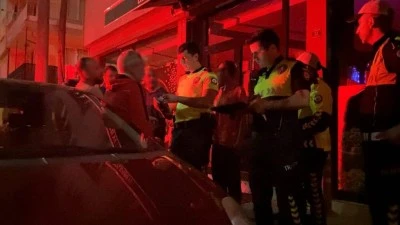 Bursa'da alkoll&uuml; şahıslar polisin sabrını sınadı