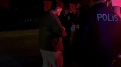Bursa'da alkoll&uuml; s&uuml;r&uuml;c&uuml;den polislere: Emniyet teşkilatını sevmiyorum