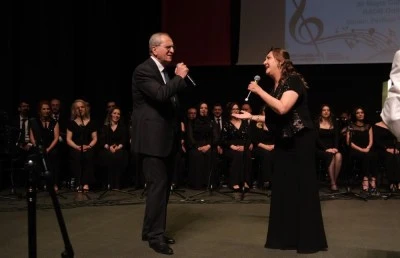 Bursa'da Anadolu'nun eşsiz eserleri sağlık &ccedil;alışanları tarafından seslendirildi