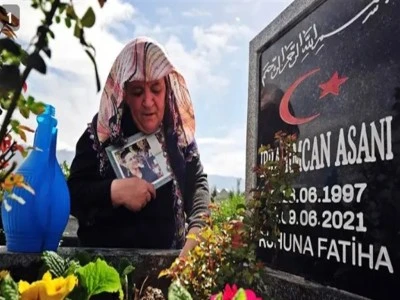 Bursa'da annesinin g&ouml;z&uuml; &ouml;n&uuml;nde &ouml;ld&uuml;r&uuml;ld&uuml;