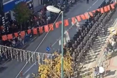 Bursa'da gurur veren t&ouml;ren y&uuml;r&uuml;y&uuml;ş&uuml;...