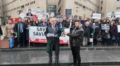 Bursa'da avukatlardan protesto 