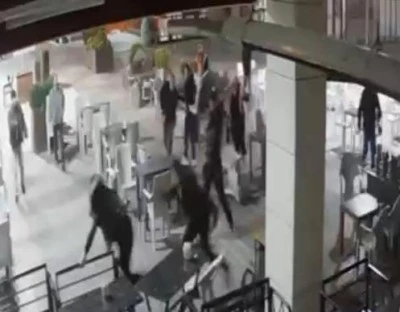 Bursa'da baba-oğul dehşet sa&ccedil;tı! 