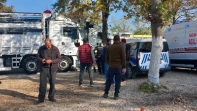Bursa'da biber halinde kamyon i&ccedil;erisinde &ouml;l&uuml; bulundu
