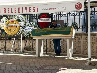 Bursa'da bir ay sonra baba olacak gen&ccedil; korkun&ccedil; kazada can verdi