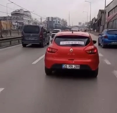 Bursa'da bir kadın boşanmasını bu şekilde kutladı