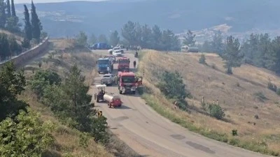 Bursa'da bir k&ouml;y yangın sebebiyle tahliye ediliyor