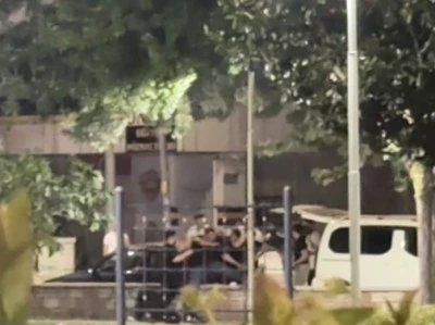 Bursa'da bir parkta tansiyon iyice y&uuml;kseldi
