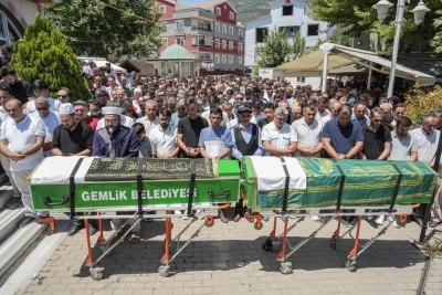 Bursa'da boğularak hayatını kaybeden 2 &ccedil;ocuk toprağa verildi 