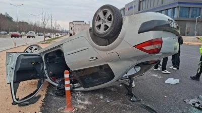 Bursa'da bu otomobilden burunları kanamadan &ccedil;ıktılar