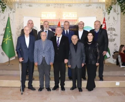 Bursa'da &Ccedil;erkezler Haluj Gecesi'nde buluştu