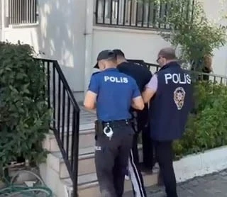 Bursa'da &ccedil;eşitli su&ccedil;lardan aranan şahıslar yakalandı