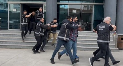 Bursa'da &ccedil;ift&ccedil;ileri hedef alan tefeci &ccedil;etesi adliyeye sevk edildi