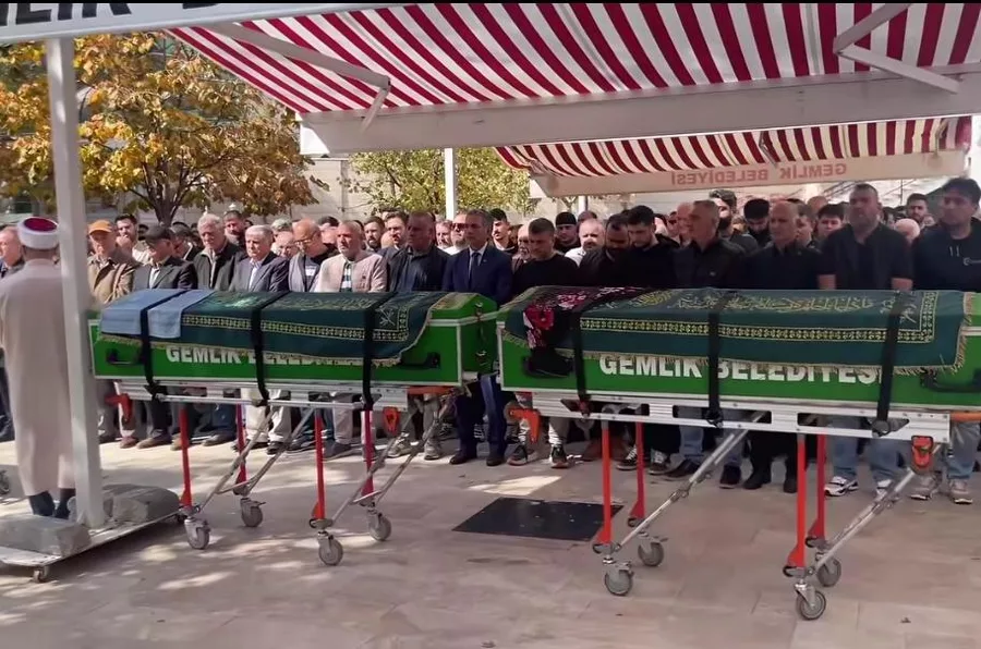 Bursa'da &ccedil;ifte cinayette Korkun&ccedil; itiraf! Barfiks demiri ile vurdum