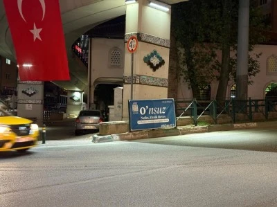 Bursa'da dikkat &ccedil;eken pankartlar...