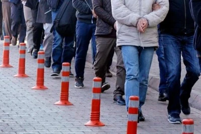 Bursa'da dolandırıcılık operasyonu... &Ccedil;ok sayıda tutuklama var