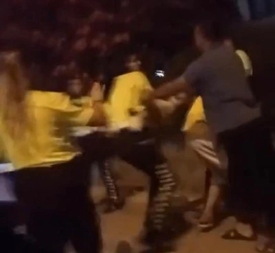 Bursa'da ehliyetsiz s&uuml;r&uuml;c&uuml; ve polis arasında arbede