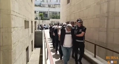 Bursa'da emeklileri dolandıran şebeke &ccedil;&ouml;kertildi