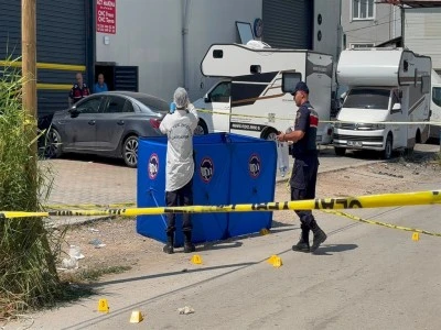Bursa'da eşini evde eniştesini sokak ortasında &ouml;ld&uuml;rm&uuml;şt&uuml;...