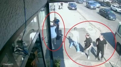Bursa'da eşinin yanında kurşunların hedefi oldu