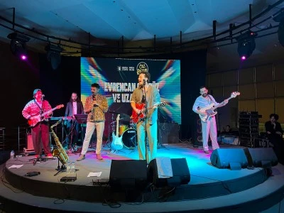 Bursa&rsquo;da Evrencan G&uuml;nd&uuml;z ile &lsquo;Caz Pazarı&rsquo;