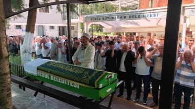 Bursa'da gen&ccedil; uzman &ccedil;avuş, g&ouml;zyaşlarıyla son yolculuğuna uğurladı