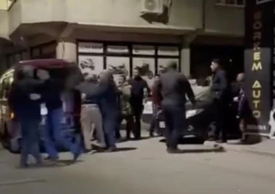 Bursa'da iki ailenin kavgası mahalleyi karıştırdı