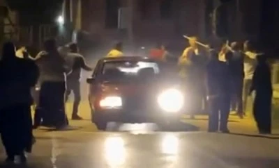 Bursa'da iki grup arasında taşlı-sopalı kavga! 