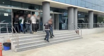Bursa'da iş insanlarını bağ evine kapatan "Avukat &Ccedil;etesi" &ccedil;&ouml;kertildi!