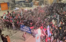 Tofaş Fabrikası'nda iş&ccedil;ilerin zaferi: Toplu iş s&ouml;zleşmesi imzalandı!