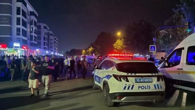 Bursa'da kanlı gece: 1'i ağır 3 kişi yaralandı