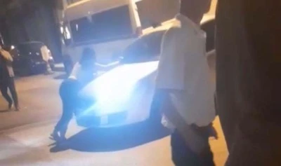 Bursa'da kaputa asılan kadın ara&ccedil;la birlikte s&uuml;r&uuml;klendi