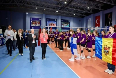 Bursa'da Kardeş Şehirler Voleybol Turnuvası başladı