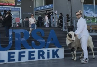 Bursa'da keseceği ko&ccedil;u teleferikle Uludağ'a &ccedil;ıkardı