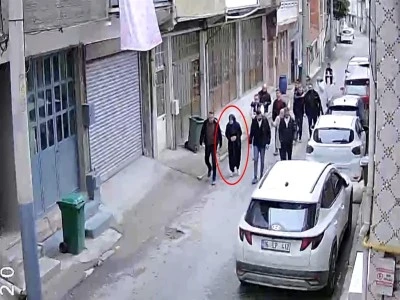Bursa'da kocasını &ouml;ld&uuml;r&uuml;p 15 par&ccedil;aya ayırmıştı...