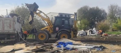 Bursa Nil&uuml;fer&rsquo;de &ccedil;evre temizliği