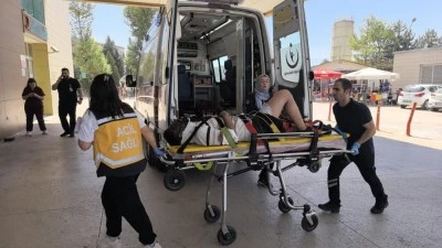 Bursa&rsquo;da kontrolden &ccedil;ıkan minib&uuml;s şarampole yuvarlandı