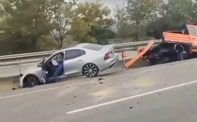 Bursa'da korkun&ccedil; kaza: 3'&uuml; ağır 4 kişi yaralı