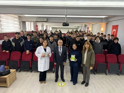 Bursa'da liseliler atık pilleri d&ouml;n&uuml;şt&uuml;rerek &ouml;rnek oluyor