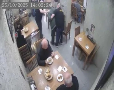 Bursa'da lokanta işletmecisi saniyeler i&ccedil;inde m&uuml;şterisinin hayatını kurtardı