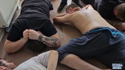 Bursa'da l&uuml;ks daireye yasa dışı bahis operasyonu