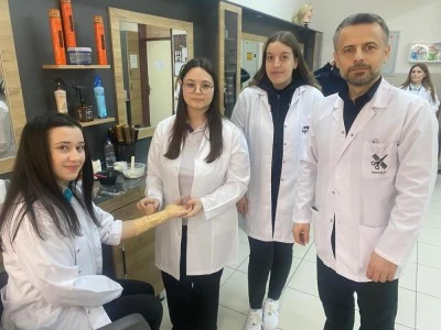 Bursa'da &ouml;ğrencilerden ger&ccedil;eği aratmayan &ouml;zel efekt makyajları