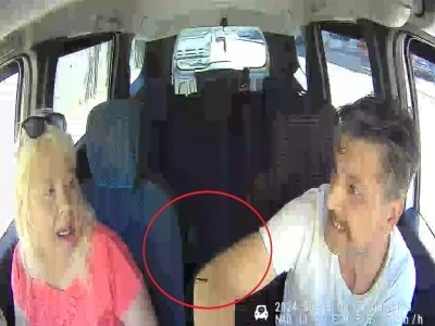 Bursa'da '&Ouml;ld&uuml;r&uuml;lme' korkusuyla taksiye binen eşi ile şof&ouml;r&uuml; yaralamıştı...