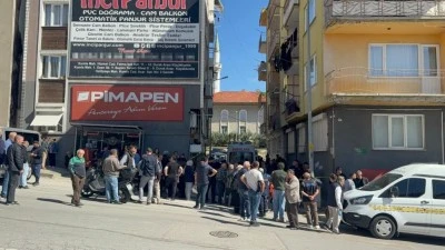 Bursa'da &ouml;l&uuml; bulunan yaşlı &ccedil;iftin cinayete kurban gittiği &uuml;zerinde duruluyor