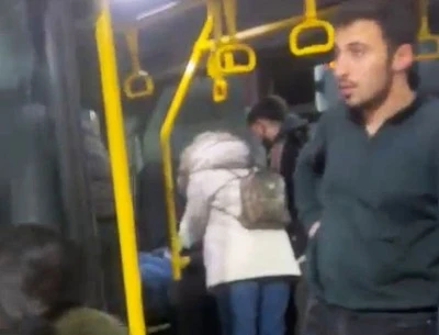 Bursa'da &ouml;zel halk otob&uuml;s&uuml; şof&ouml;r&uuml;, kalp krizi ge&ccedil;iren hastayı hastaneye yetiştirdi